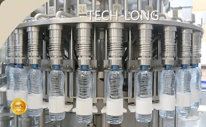 د کوچني مشروباتو ډکولو ماشین TECH-LONG 1